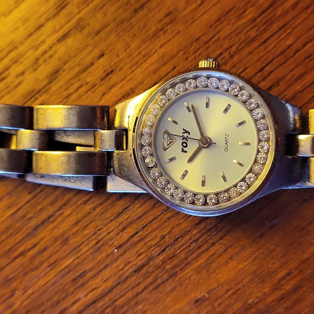 Watch Lot Roxy Guess Mio - Picture 2 of 5